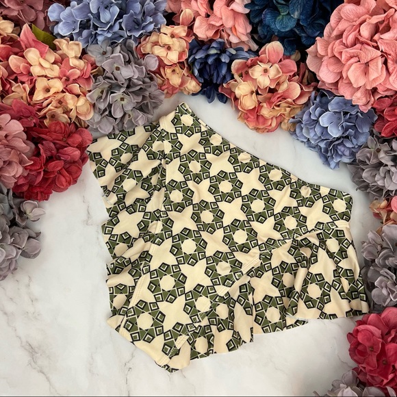 Retro Green Geometric Ruffled Wrap Top Bikini - Picture 14 of 16